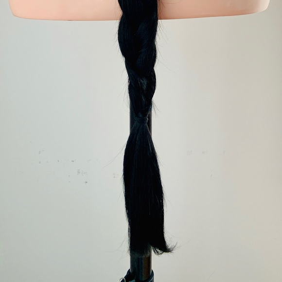 A Long Gorgeous 32” Lace Front 32” Wig that is Ideal  for 2 French Braids 🙌 - Picture 7 of 16